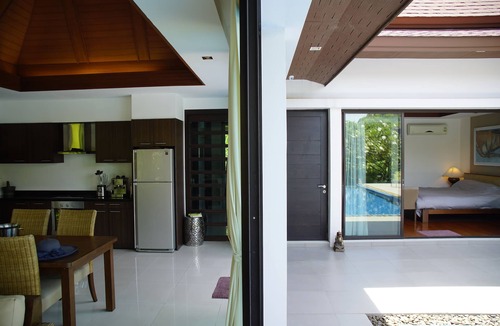 Wang Pong Villa | Designer Villa with Mountain View near Beach