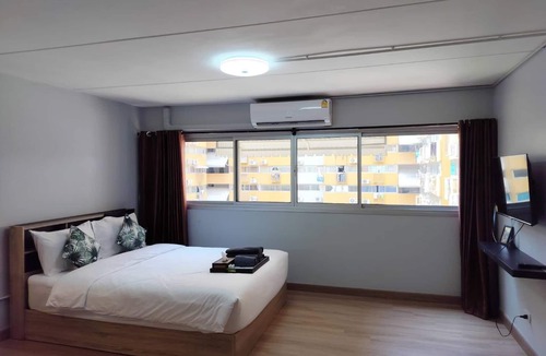 Ban Mai Apartment | DHIresidence at Impact Muangthong
