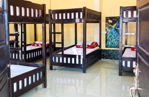 Nong Khiaw House | Dormitory Views Hostel
