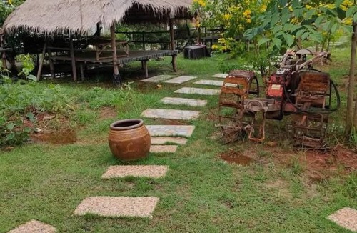 Rayong Apartment | Double room fan outer bathroom 2