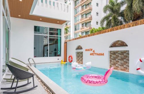 Central Pattaya Villa | Downtown Oasis Pool Villa A