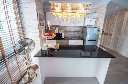 Khao Takiab Apartment | E105 Spacious Duplex 3-bedroom apartment Pool access with Playground near Beach