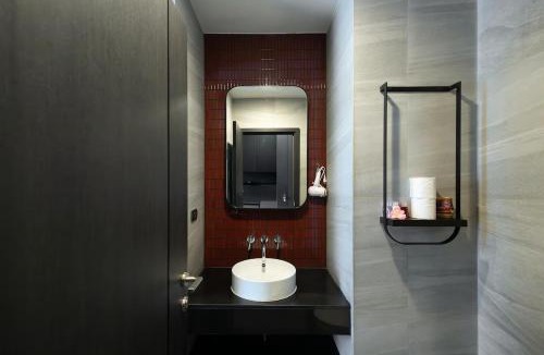 Pattaya Bay Apartment | Edge Central Pattaya - Luxury 1 BR Apartment - 6th Floor #52