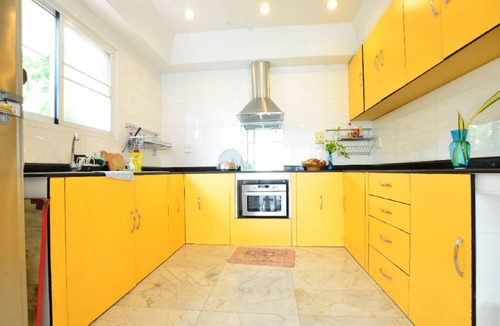 Din Daeng House | Elegant & Quiet Entire 3 Story House Bangkok Downtown Near Skytrain/Metro