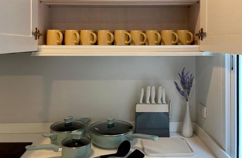 Bangkok Central Business District House | Entire 3BR Townhome in Sukhumvit, shared Pool, near BTS&MRT Asok