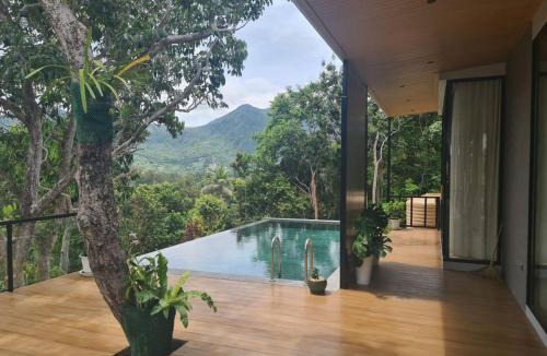 Chaloklum Villa | Escape Villa 2-Bedroom Luxury Retreat with Private Pool & Sea View