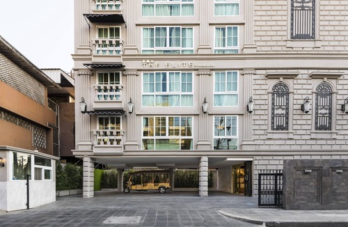 Khlong Tan Nuea Apartment | European Elegance 2BR Pool Access