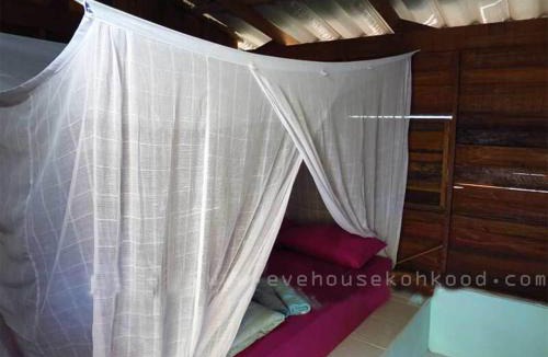Ko Kood Hostel | Eve house koh kood