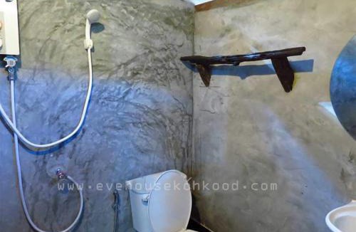 Ko Kood Hostel | Eve house koh kood