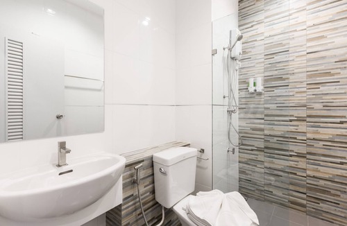 Ban Pa Yang Hotel | Evergreen Suite Hotel