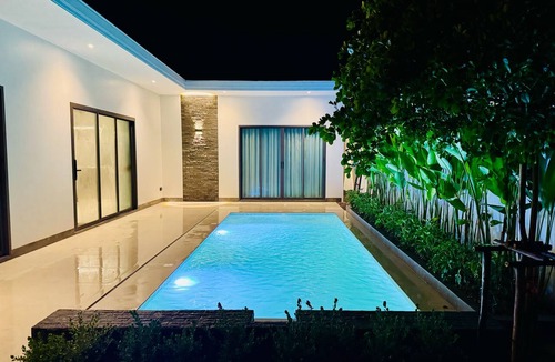 Krabi House | Experience perfect relaxation at our private pool villa with a warm atmosphere