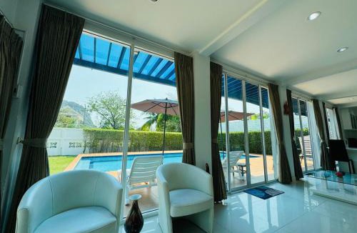 Pak Nam Pran Villa | FANTA SEA - POOL VILLA short walk to BEACH - Up to 8 Guests