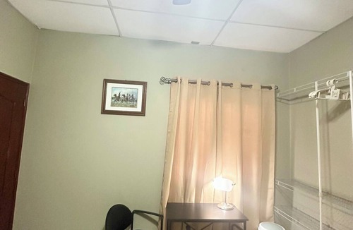 Leon Bed & Breakfast | Fantastic 1 bedroom apartment in León, perfect for your getaway