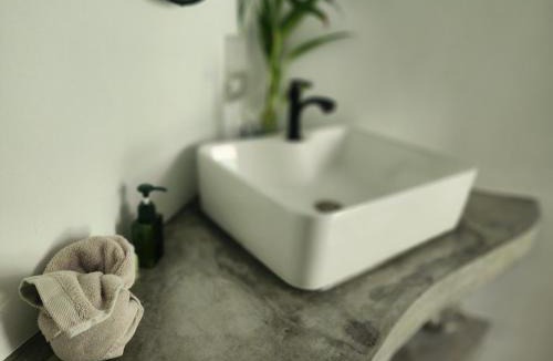 Hin Hong House | Feel Home