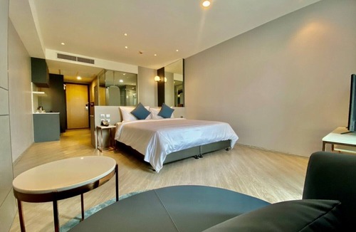 Noen Phra Hotel | Golden City Rayong