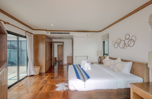 Bang Tao Hotel | Golden Horizon Villa