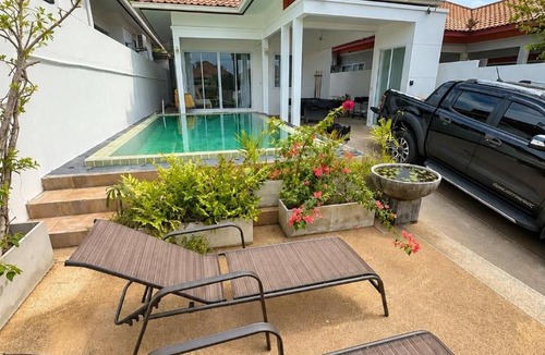 Plai Laem Villa | Golden Hour Villa Private Pool & Billiards