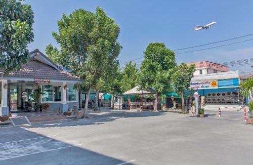Lat Krabang Hostel | Grand Airport Resort