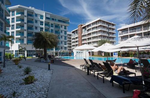 Kram Apartment | Grandblue Condominium 708