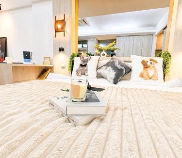 Talat Nuea Apartment | Green View Condo