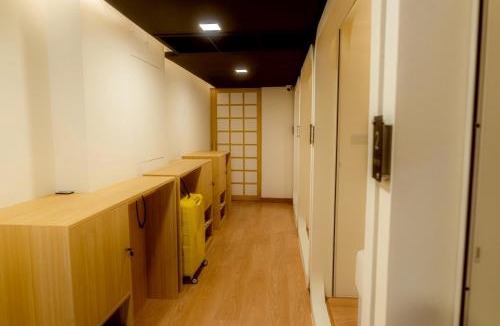 Silom Hostel | Hakotel