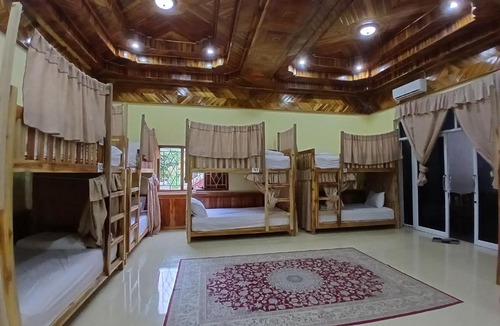 Nong Khiaw Hostel | Haven Backpackers Hostel & Tours