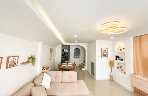 Chang Phueak House | Heavenly Hug