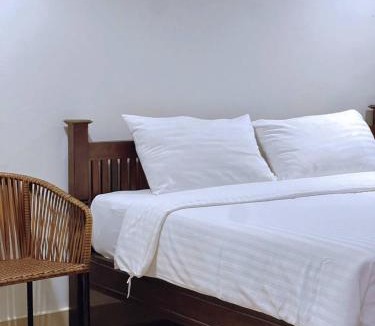 Na Chom Thian Hostel | Hello Jomtien