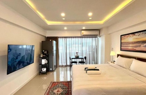 Patong Apartment | Heritage - Modern Studio shared Pool, City Centre
