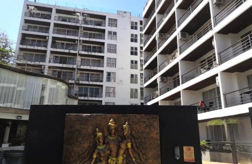 Patong Apartment | Hillside Patong studio - pool, bar, parking