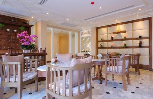 Wat Sam Phraya Hotel | Hiranyakul House