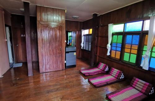 Wua Lai Hostel | Ho Hostel