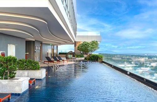 Rayong Hotel | Holiday Inn & Suites Rayong City Centre by IHG
