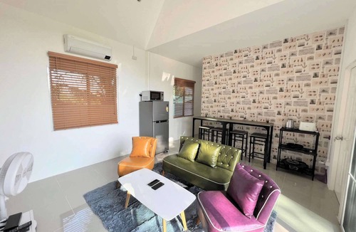 San Pa Thong House | Homerent @ Sariam Lake Chiang Mai