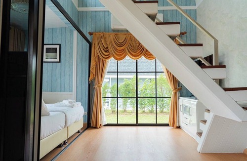 Kanchanaburi Hotel | Honey Queen Resort