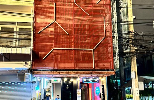 Khlong Tan Hostel | Hostel ∙ 8 guests