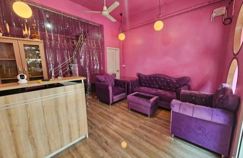 Uruphong Hostel | Hostel In The City