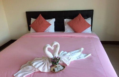 Mae Sot Hotel | Hotel ∙ 127 guests