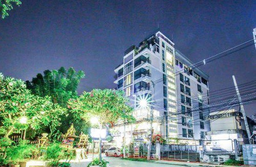 Talat Khwan Hotel | Hotel ∙ 3 guests