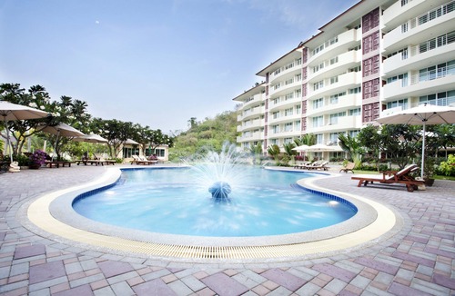 Khao Tao Apartment | Hotel apartments with the best location in lush and tranquil surroundings