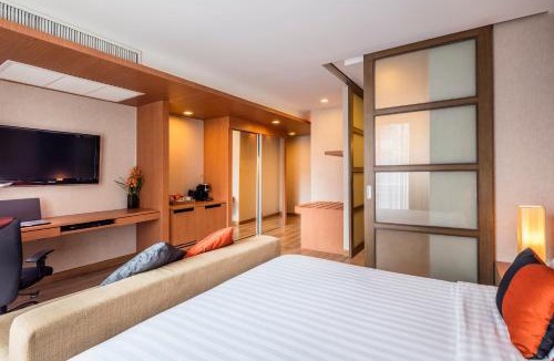 Ploenchit Hotel | Hotel Solo, Sukhumvit 2, Bangkok - SHA Extra Plus