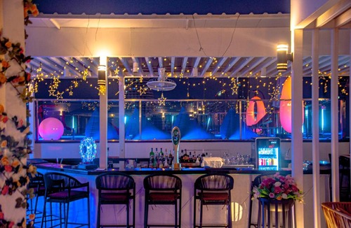 Na Kluea Hotel | HT9 Hotel
