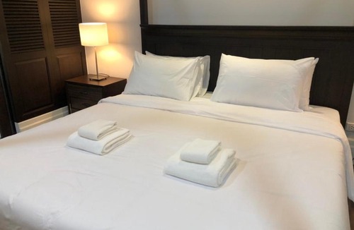 Nai Wiang Hotel | Huern Kan Thong Hotel