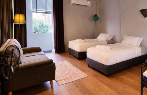 Prawet Bed & Breakfast | Human Touch Rooms - Soulful Bangkok Hideout