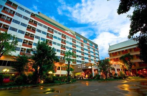 Talat Phlu Hotel | iCheck inn Thapra