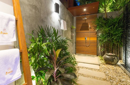 Chaweng City Center Villa | Iconic experience in a relaxing home