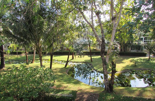 Kram House | Idyllic beach villa C8 in the tropical garden beach in front of the door