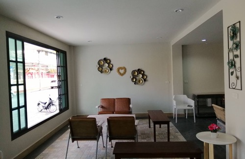 Downtown Hat Yai Apartment | iHome is located​ in​ quiet​ atmosphere, 12 bedrooms with 12 private bathrooms
