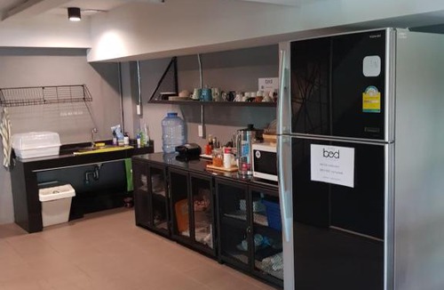 Khlong San Hostel | In My Bed Hostel
