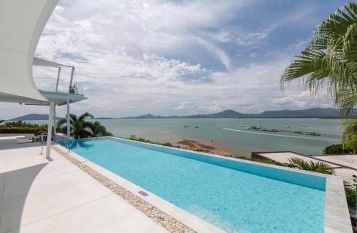 Koh Kaew Villa | Indulge in Your Dream Getaway at Gemini Villa 6 Bedrooms, Private Beach, and Yamu Pier Sea Views